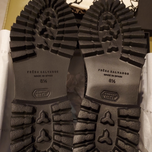 NIB Freda Salvador EMI Lug sole lace up combat boots, size 8.5 - Picture 8 of 10